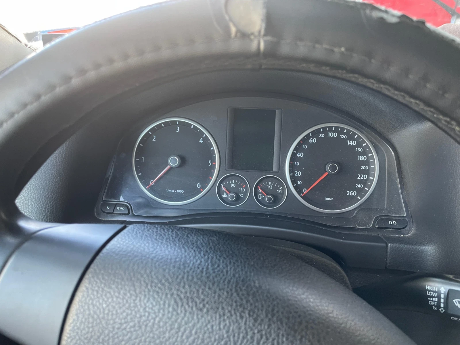 VW Tiguan 2.0 - изображение 10
