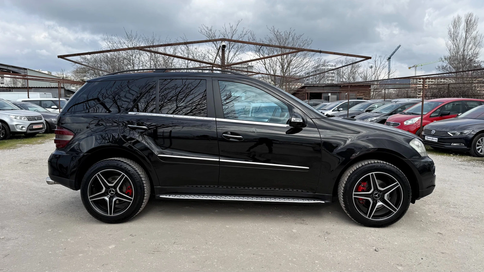 Mercedes-Benz ML 320 SPORT PAKET NAVI DVD , снимка 5 - Автомобили и джипове - 53905123