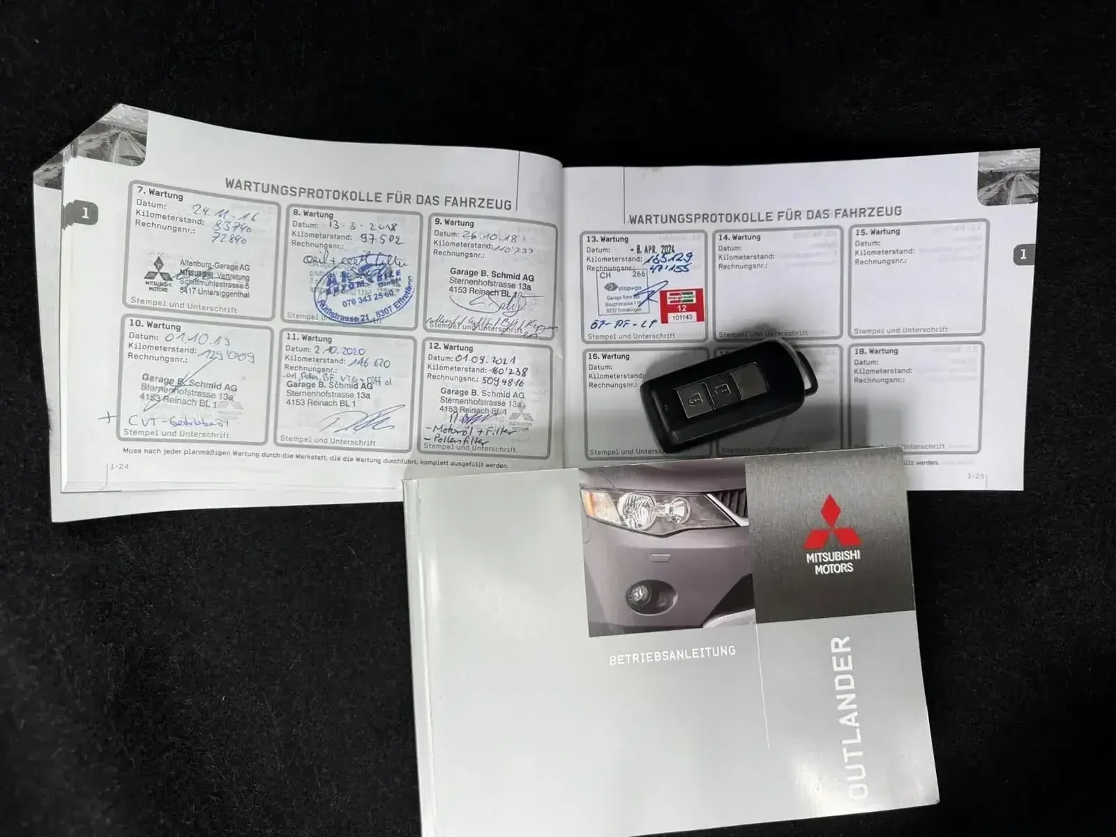 Mitsubishi Outlander 2.4i Швейцария, снимка 17 - Автомобили и джипове - 54046090