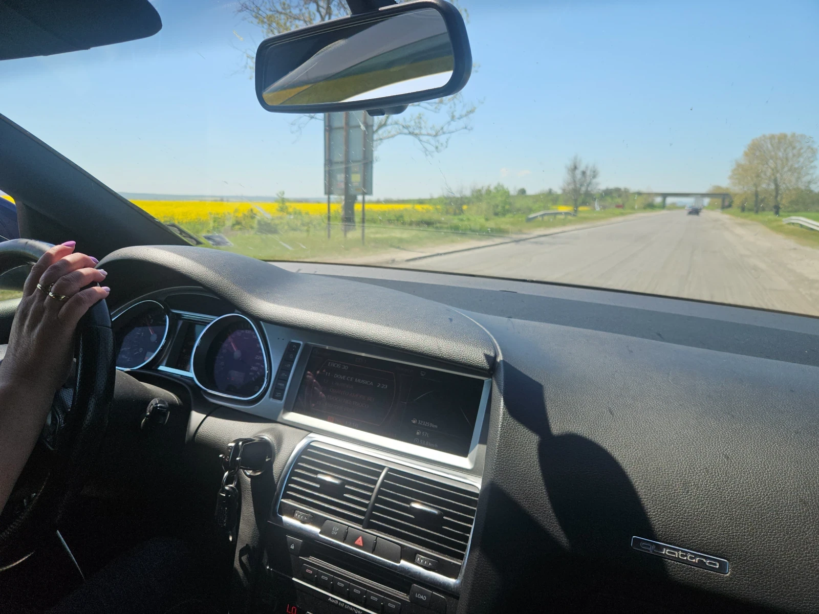 Audi Q7 30 TDI  Quatro, снимка 4 - Автомобили и джипове - 54318585