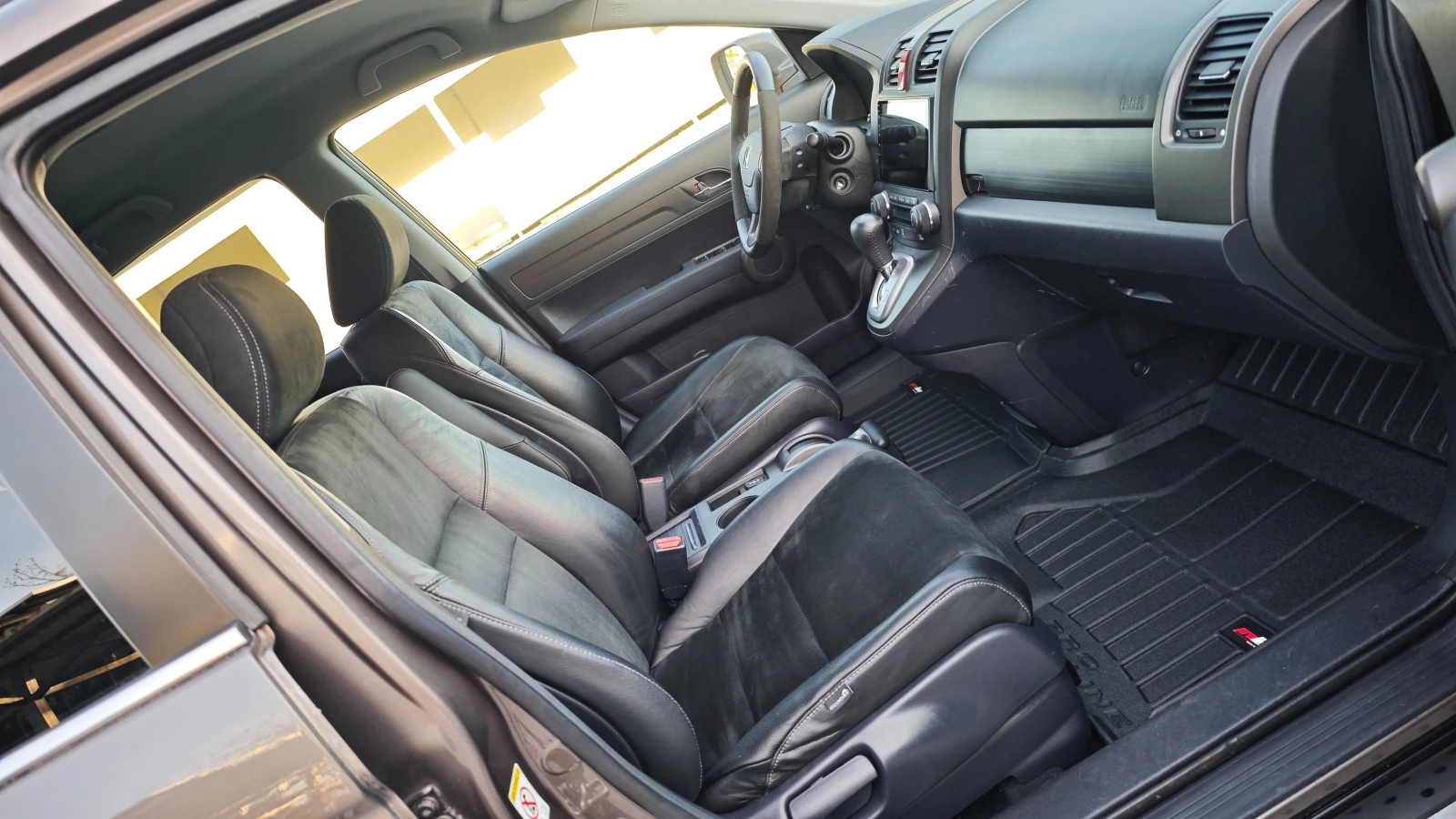 Honda Cr-v 8RAM/8ЯДР ANDROID-БЪЛГАРСКИ/СПОЙЛЕР/СТЕПЕН/РОЛБАР, снимка 11 - Автомобили и джипове - 54353955