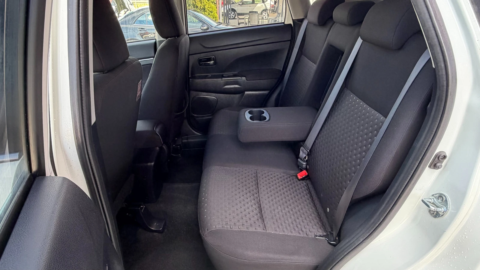 Mitsubishi ASX 1.8 4x4, снимка 9 - Автомобили и джипове - 54516827