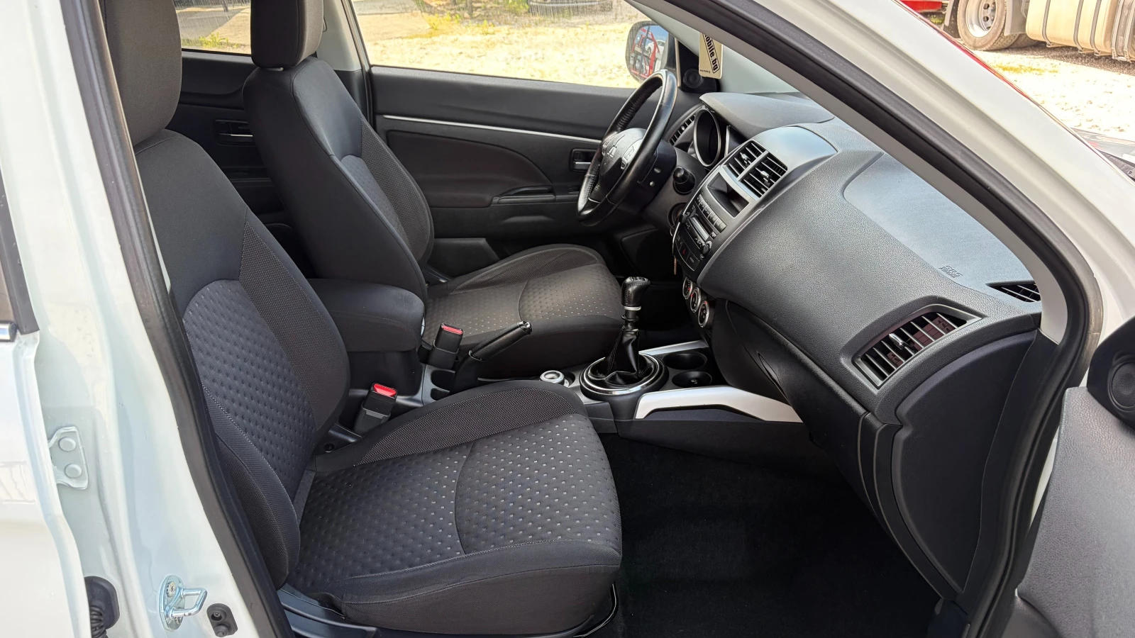Mitsubishi ASX 1.8 4x4, снимка 12 - Автомобили и джипове - 54516827