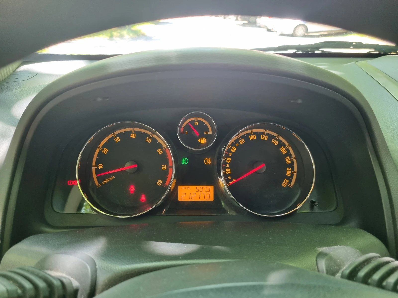 Opel Antara 2.4 бензин 4X4 LPG, снимка 7 - Автомобили и джипове - 54740264