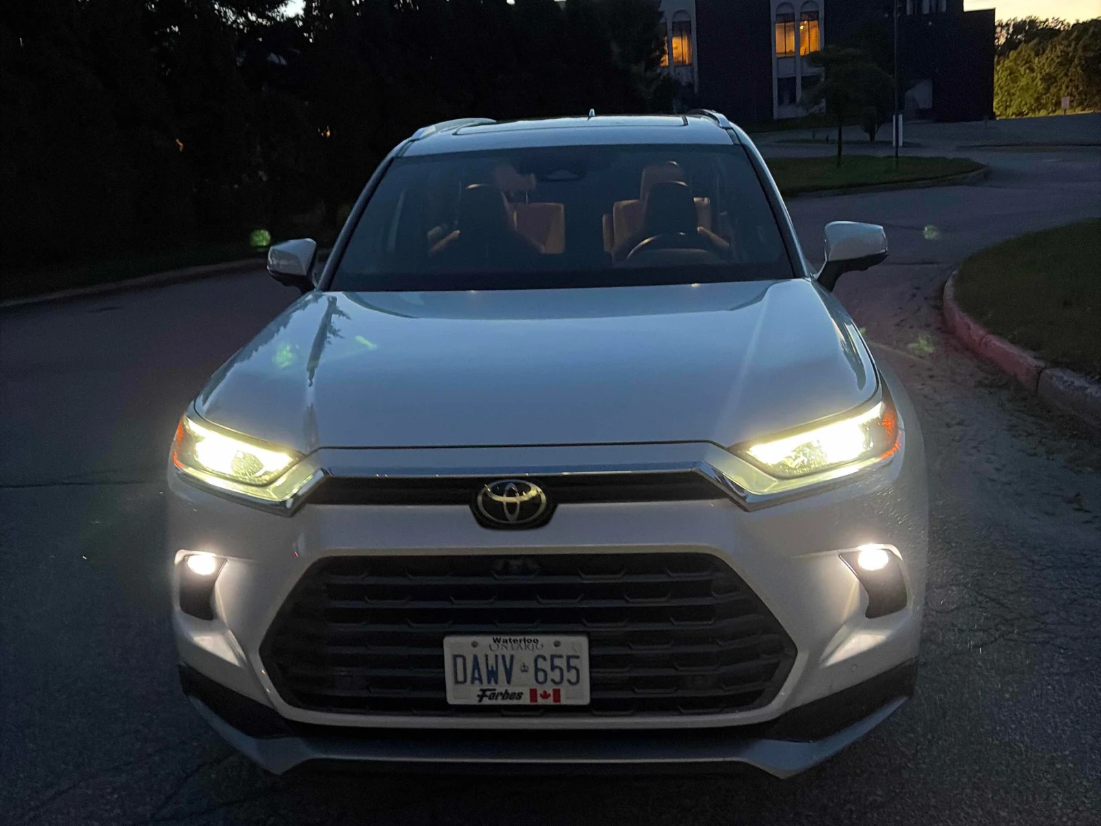 Toyota Grand Highlander * Hybrid Platinum * AWD *  CARFAX * , снимка 6 - Автомобили и джипове - 56086293
