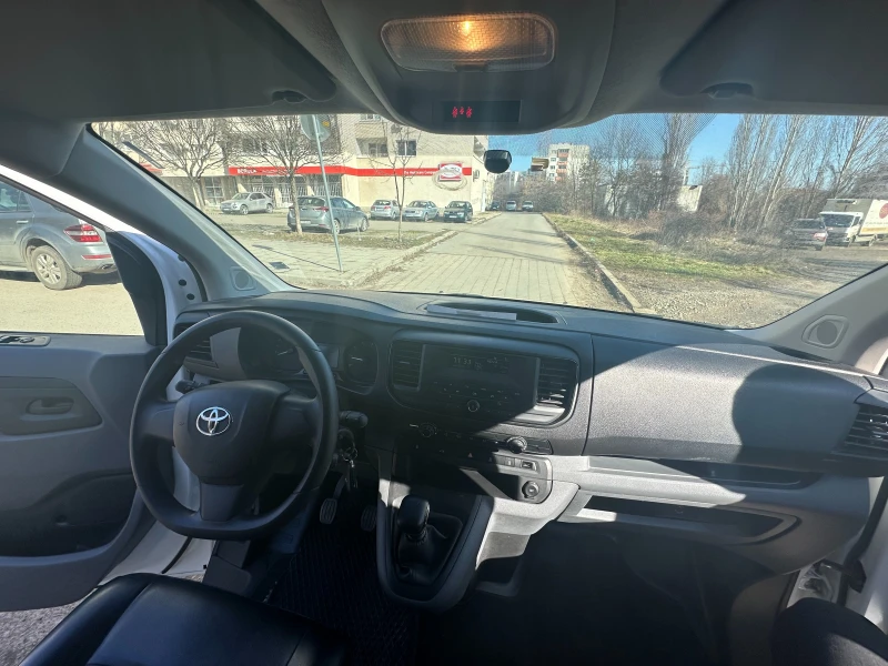 Toyota Proace, снимка 11 - Бусове и автобуси - 49015438