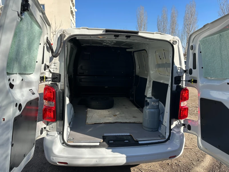 Toyota Proace, снимка 6 - Бусове и автобуси - 49015438