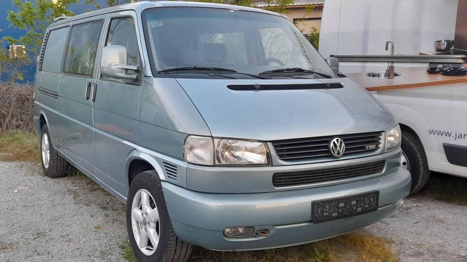 VW Transporter 2.5TDI 151kc Klima 4+ 1m 