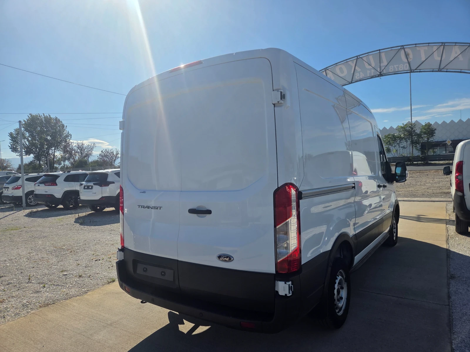 Ford Transit ИЗОЛАЦИЯ+ КЛИМА, снимка 3 - Бусове и автобуси - 56514894