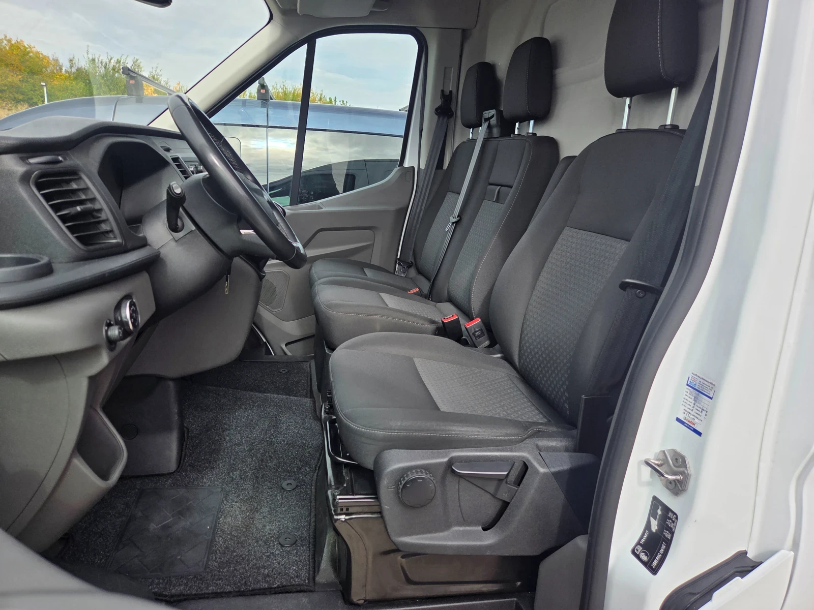 Ford Transit ИЗОЛАЦИЯ+ КЛИМА, снимка 8 - Бусове и автобуси - 56514894