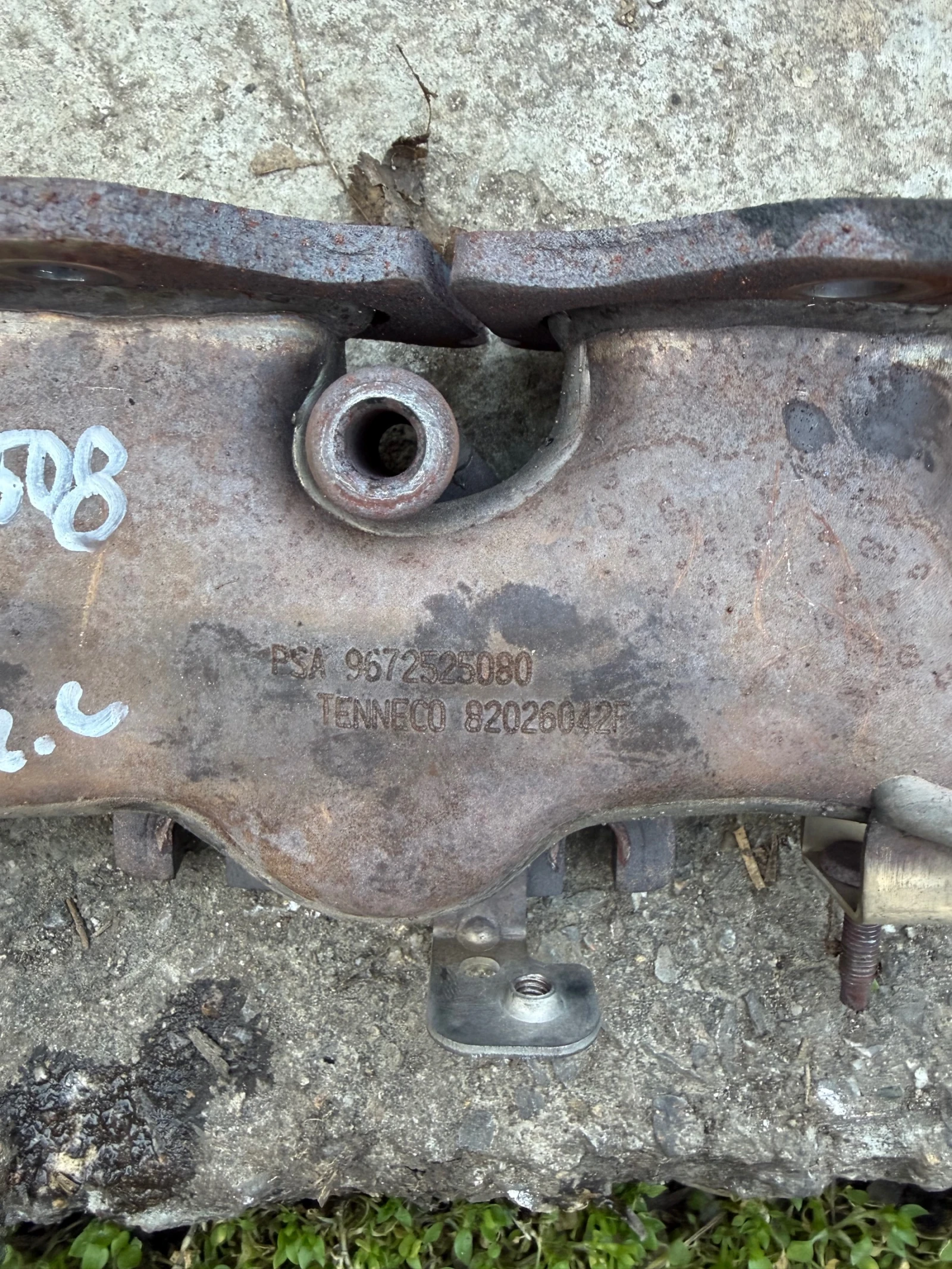 Peogeot 508 Citroen C5 DS5 изпускателни колектори 9672525080 , снимка 4 - Части - 53728266