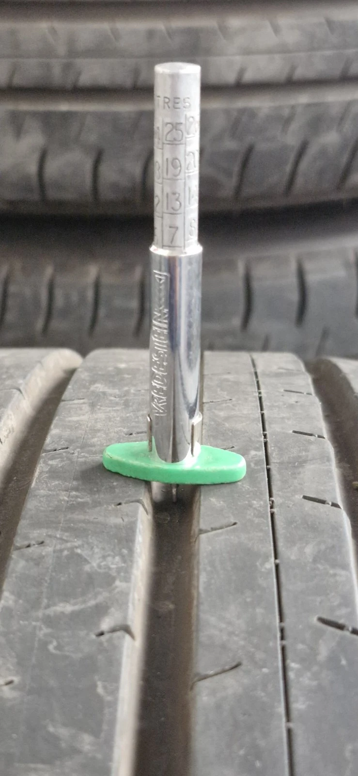 Гуми Летни 245/45R20, снимка 5 - Гуми и джанти - 53989695