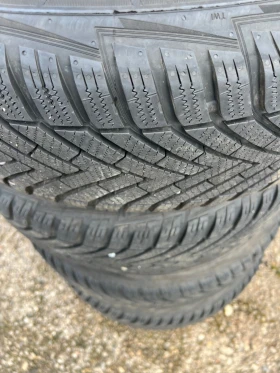 Гуми с джанти Vredestein 215/65R16, снимка 1 - Гуми и джанти - 47093543