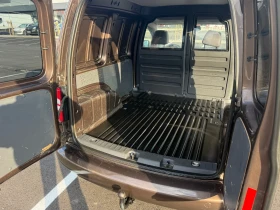 VW Caddy 1.6 TDI 102 DSG , снимка 9