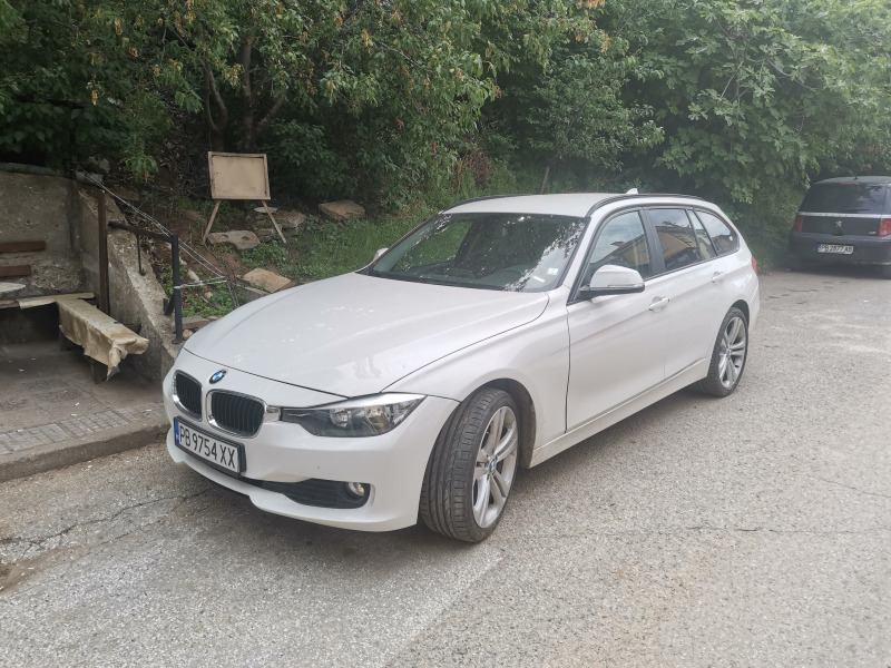 BMW 320 Перфектно състояние, снимка 1 - Автомобили и джипове - 44843407