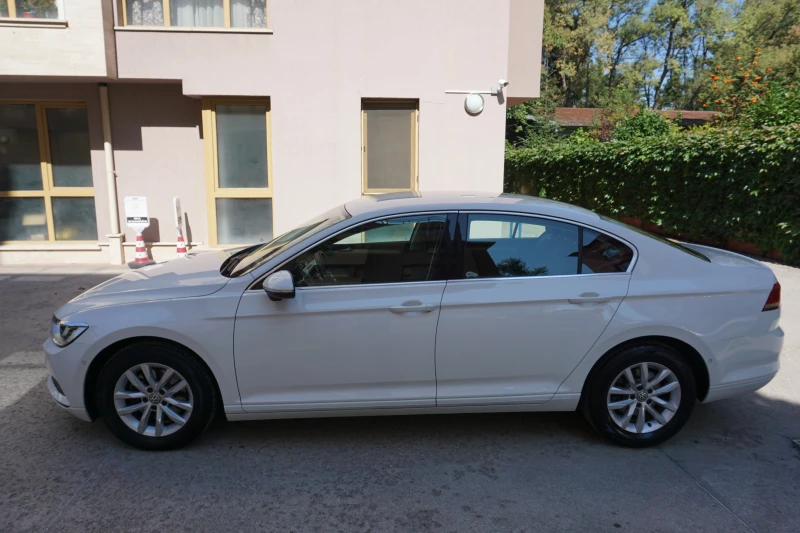 VW Passat 2.0 TDI БГ LED, снимка 4 - Автомобили и джипове - 47008488