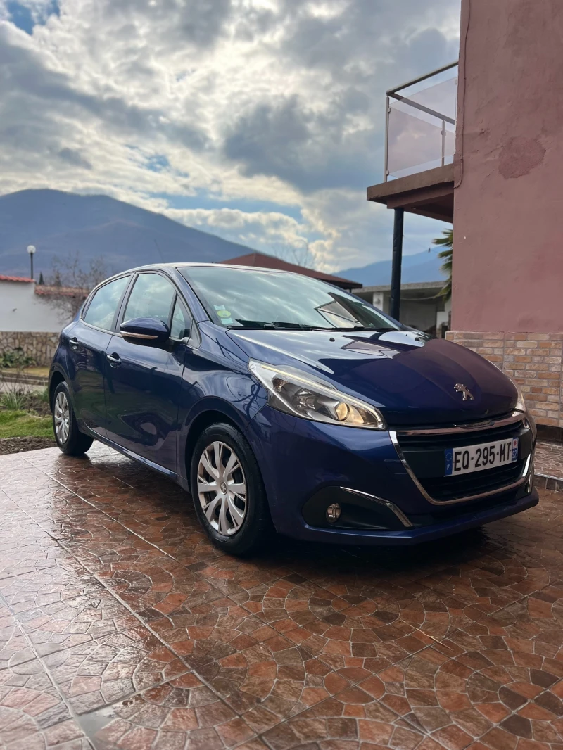 Peugeot 208 1.6Blue-HDI* NAVI* LED* , снимка 2 - Автомобили и джипове - 48949619