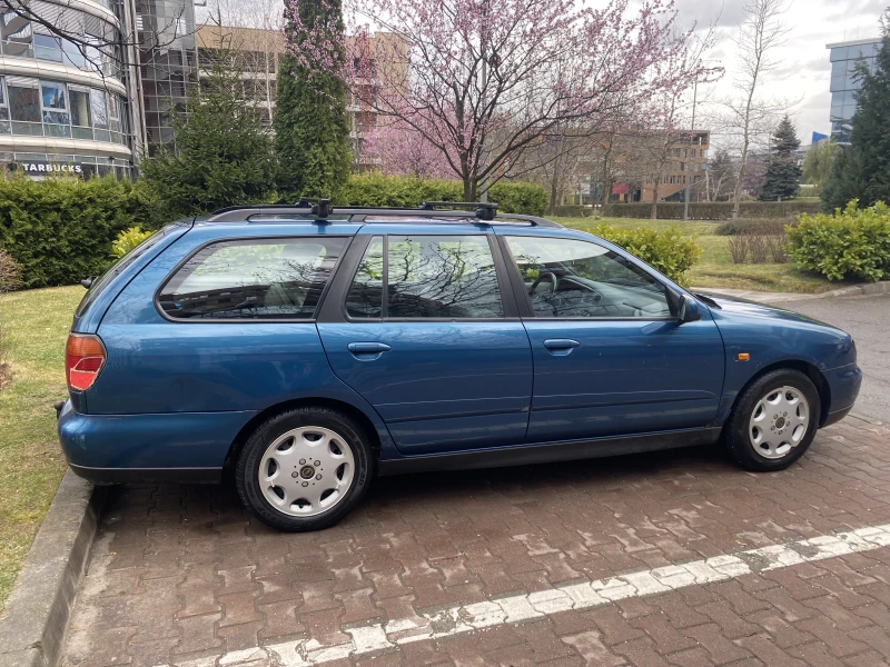 Nissan Primera, снимка 5 - Автомобили и джипове - 49610145