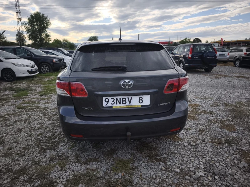 Toyota Avensis 1.8-NAVI-ПЪРВА-РЪКА-1Г-ГАРАНЦИЯ!, снимка 4 - Автомобили и джипове - 51749529