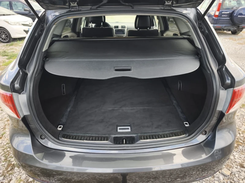 Toyota Avensis 1.8-NAVI-ПЪРВА-РЪКА-1Г-ГАРАНЦИЯ!, снимка 17 - Автомобили и джипове - 51749529