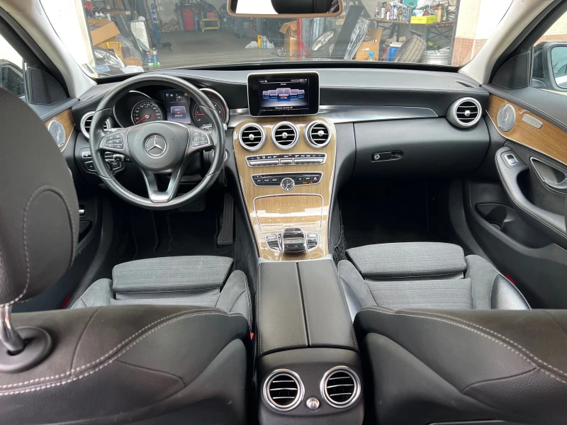 Mercedes-Benz C 220 CDI-AMG-DISTRONIC-BLIND-SPOT-LANE-ASSIST, снимка 10 - Автомобили и джипове - 52040655