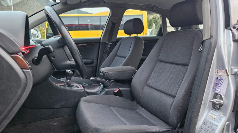 Audi A4 1.9 TDI  NAVIG/KLIMATRON/6skorost, снимка 12 - Автомобили и джипове - 52614609