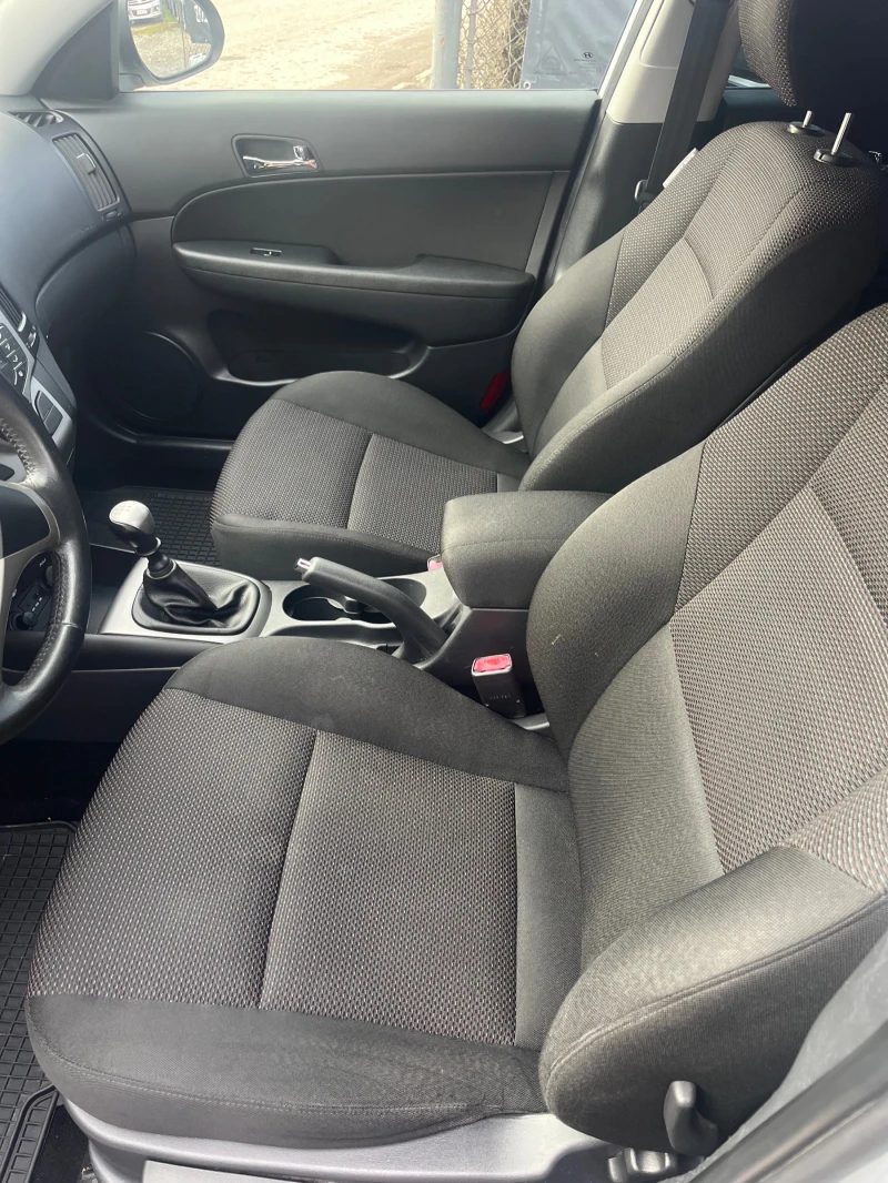 Hyundai I30 1.6i - 126к.с - SWISS, снимка 7 - Автомобили и джипове - 52616382