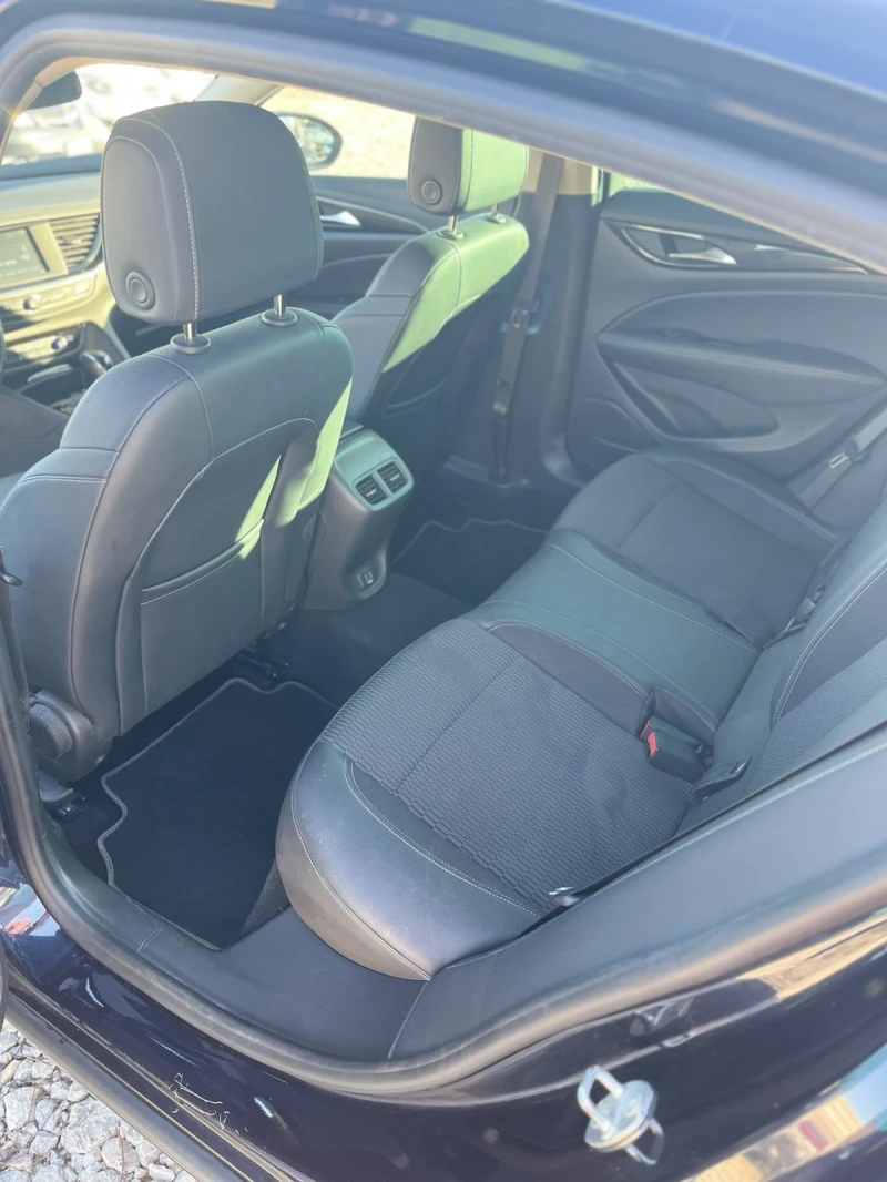 Opel Insignia, снимка 11 - Автомобили и джипове - 52738266