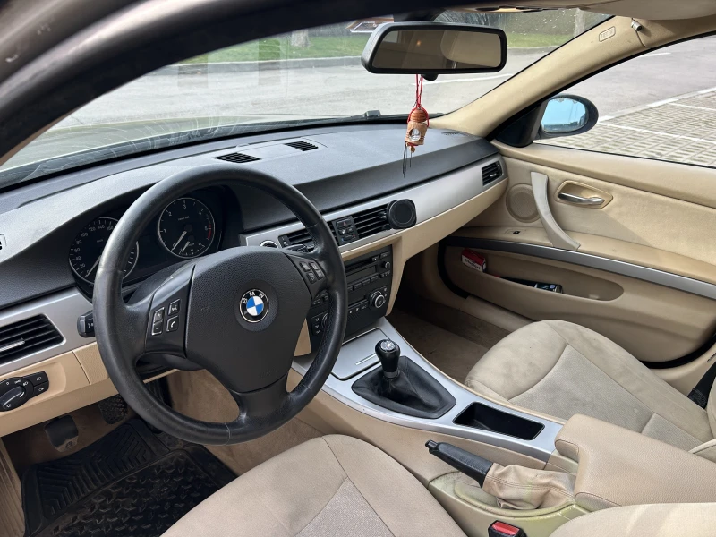 BMW 320, снимка 6 - Автомобили и джипове - 52830290