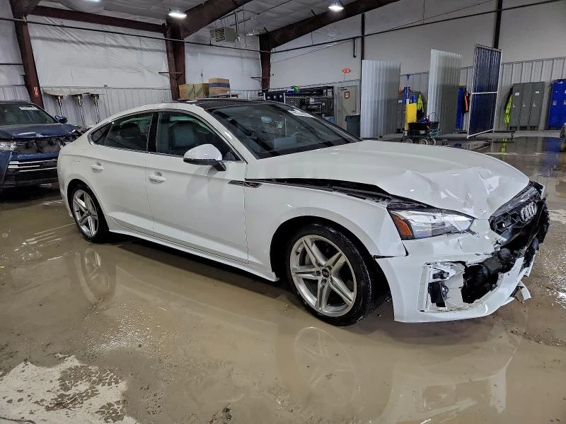 Audi A5 2.0L 4 All wheel drive, снимка 9 - Автомобили и джипове - 53144378