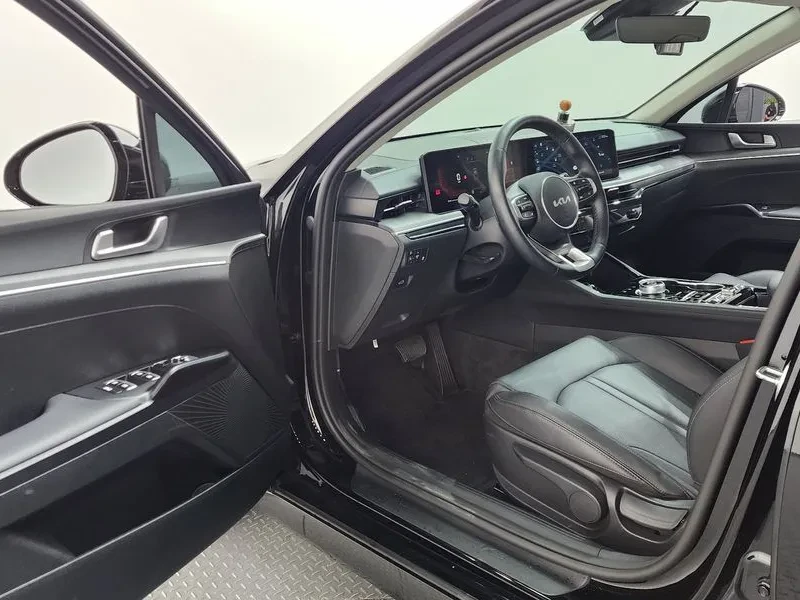 Kia K5 2.0 Prestige, снимка 10 - Автомобили и джипове - 55886562