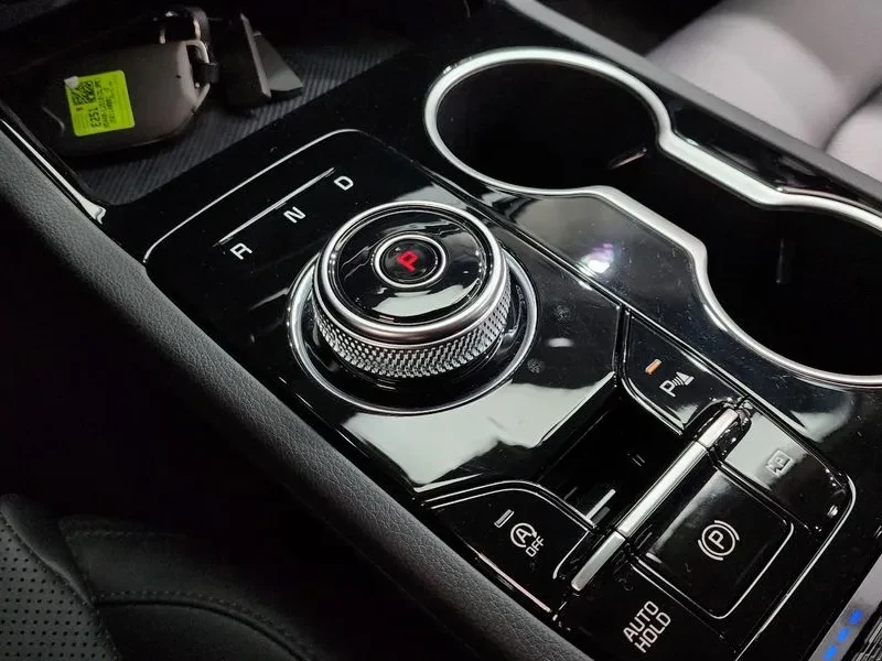 Kia K5 2.0 Prestige, снимка 9 - Автомобили и джипове - 55886562