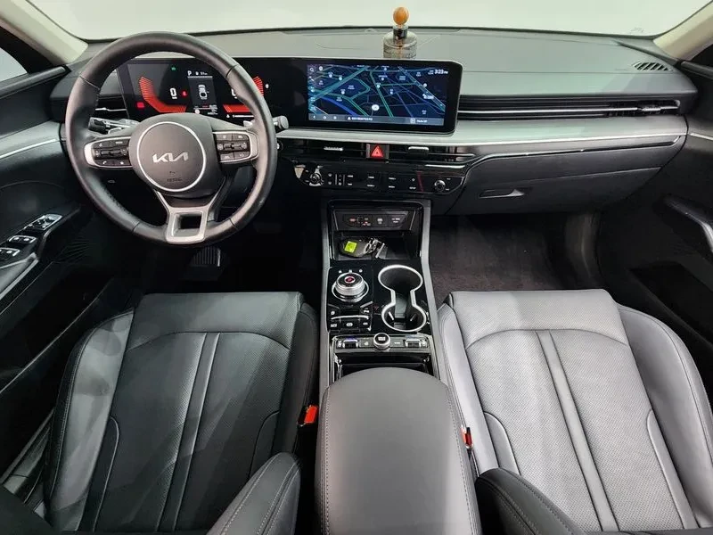 Kia K5 2.0 Prestige, снимка 7 - Автомобили и джипове - 55886562