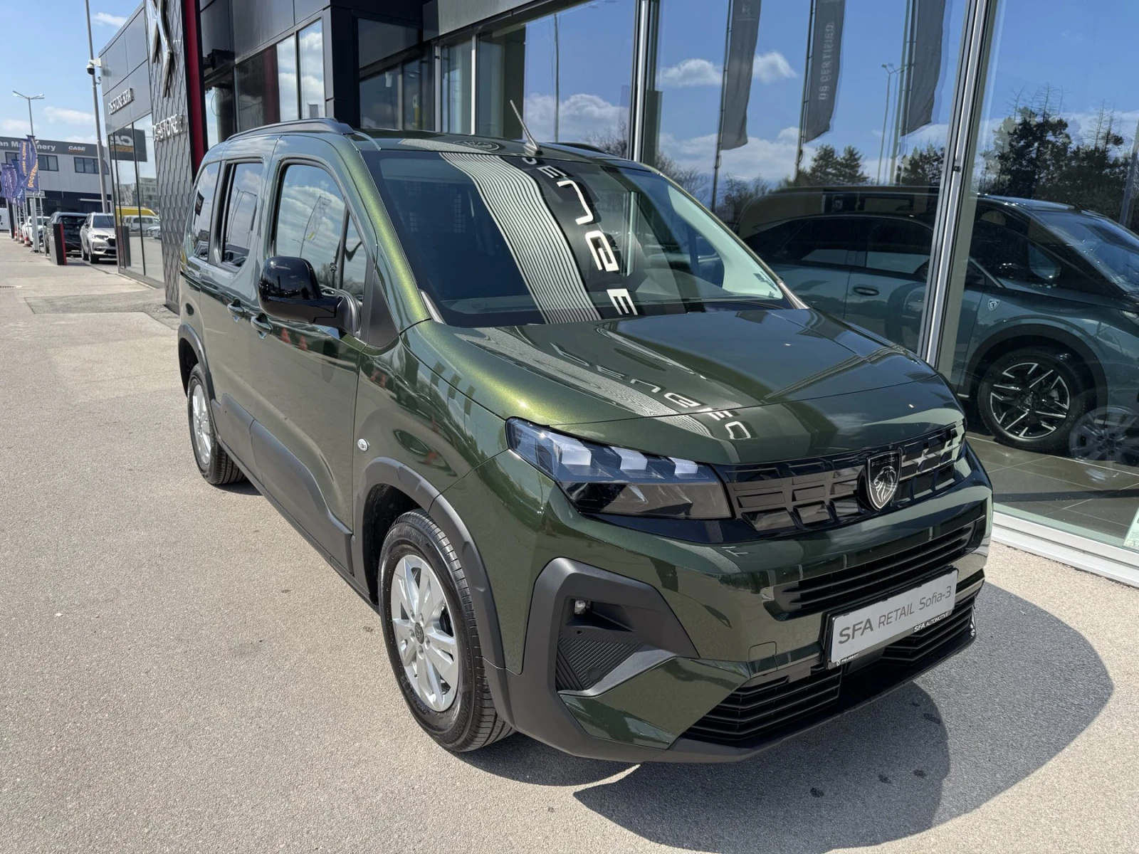 Peugeot Rifter MCA MPV Standard ALLURE 1.5 BlueHDI 130 EAT8 S&S E - изображение 3