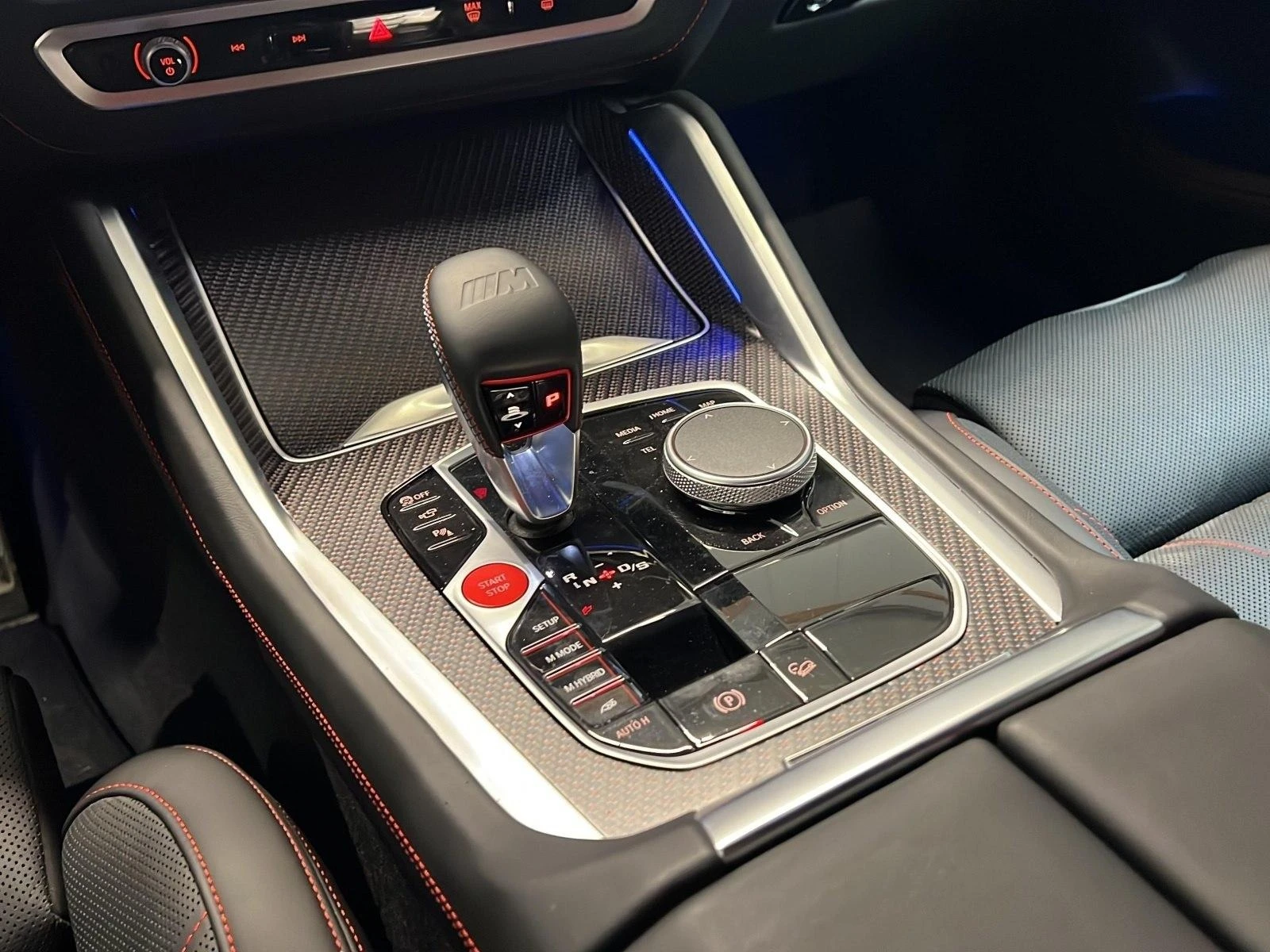 BMW XM LABEL RED/748 HP/PLUG-IN/CARBON/H&K/HEAD UP/ICONIC - изображение 9