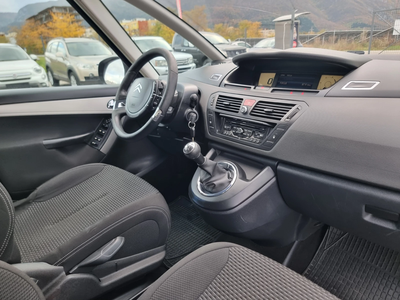 Citroen Grand C4 Picasso 1.6HDI  | Mobile.bg — изображение 16