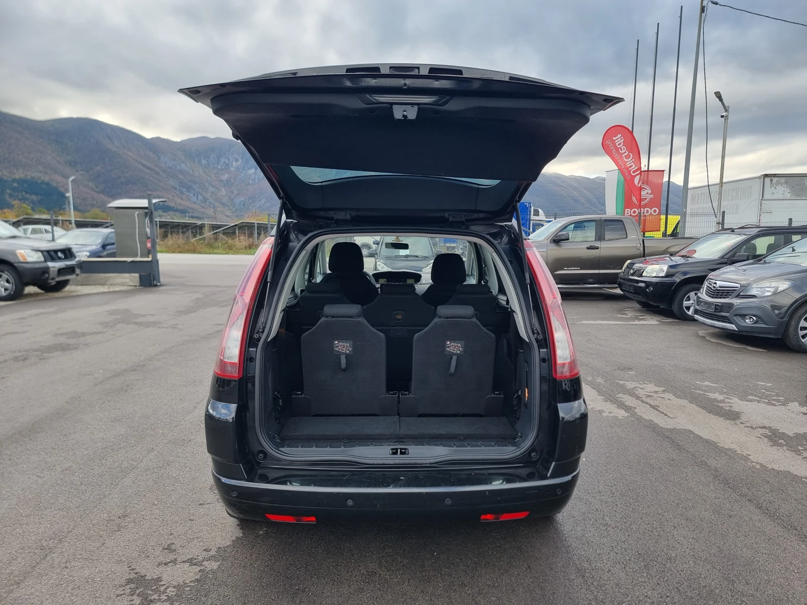 Citroen Grand C4 Picasso 1.6HDI  | Mobile.bg — изображение 13