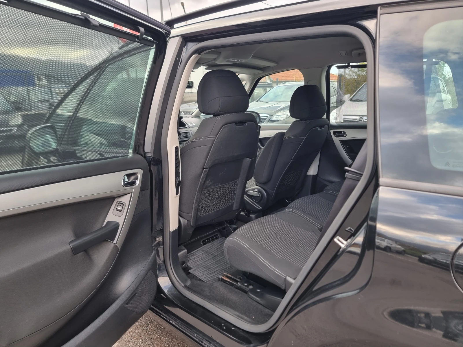 Citroen Grand C4 Picasso 1.6HDI  | Mobile.bg — изображение 11