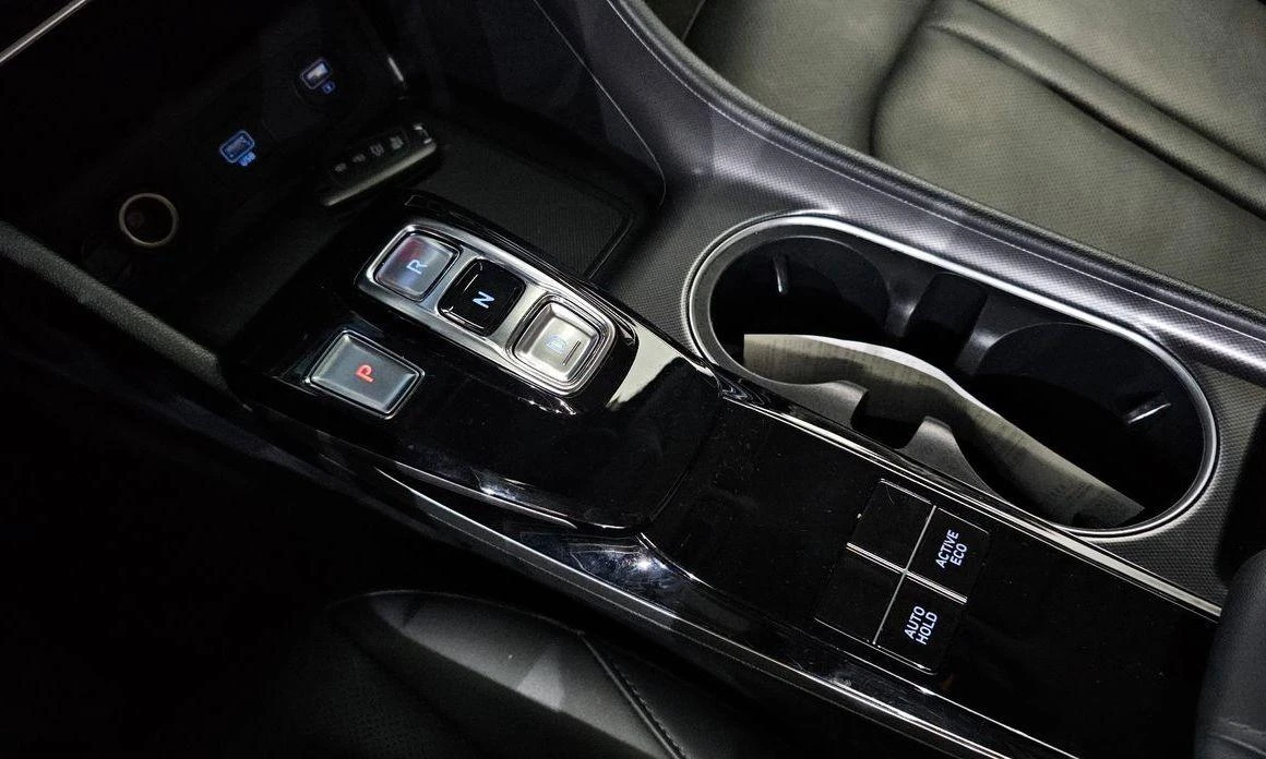 Hyundai Sonata 2.0 LPG Style * НАЙ-ДОБРА ЦЕНА В БЪЛГАРИЯ*  - изображение 9