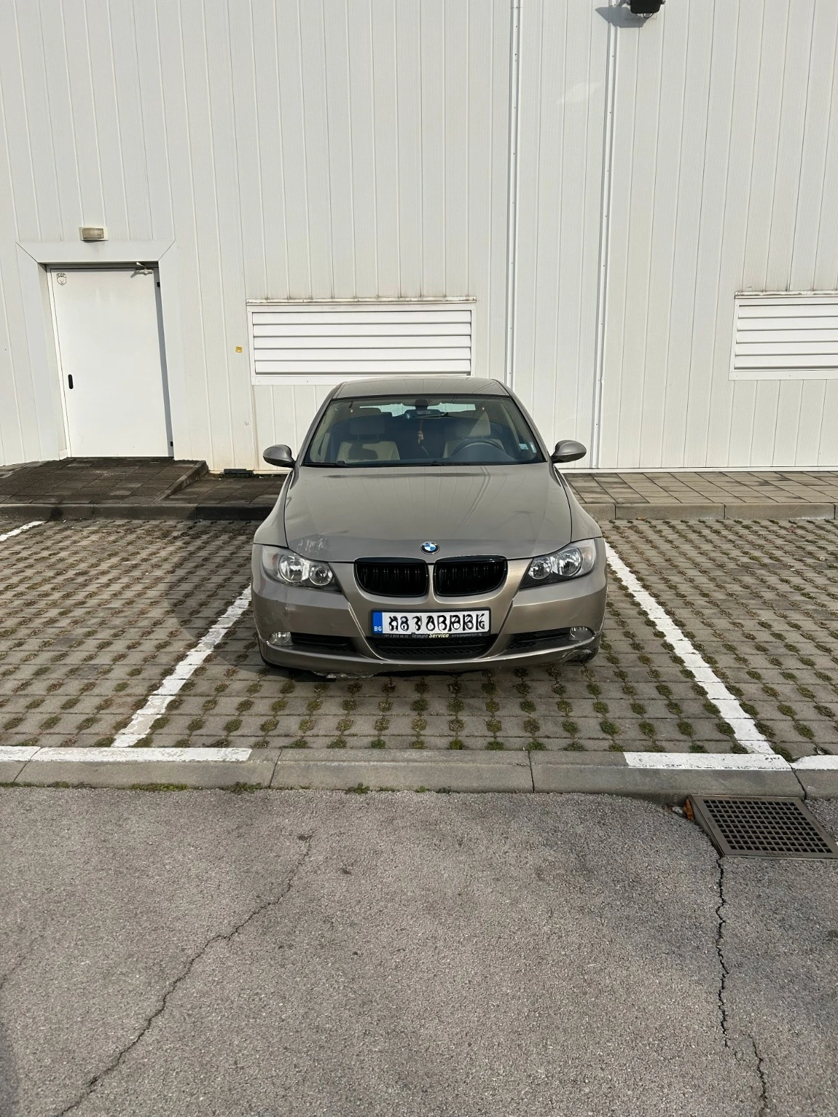 BMW 320  - изображение 4