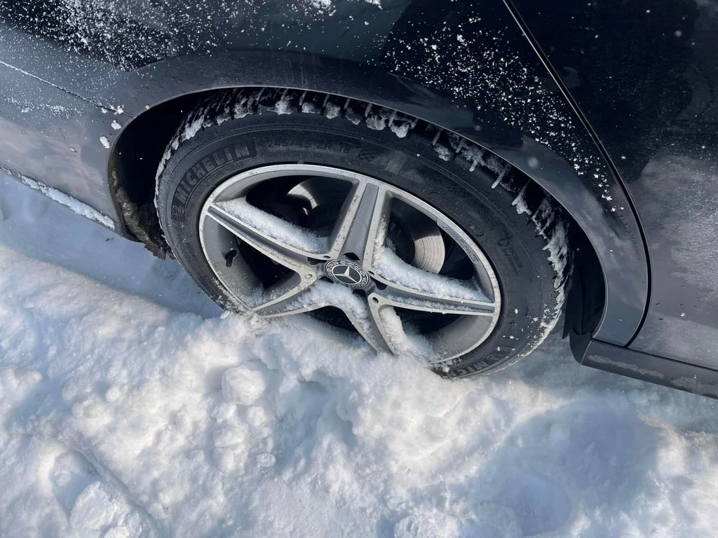 Mercedes-Benz E 300 * CARFAX * ЦЕНА ДО БГ - изображение 9