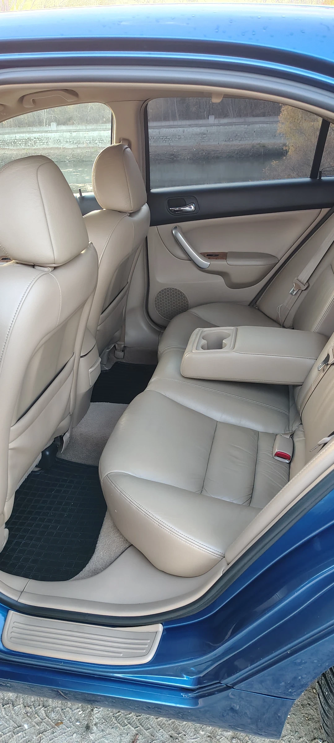 Honda Accord 2.4 190 к.с., снимка 15 - Автомобили и джипове - 54063846