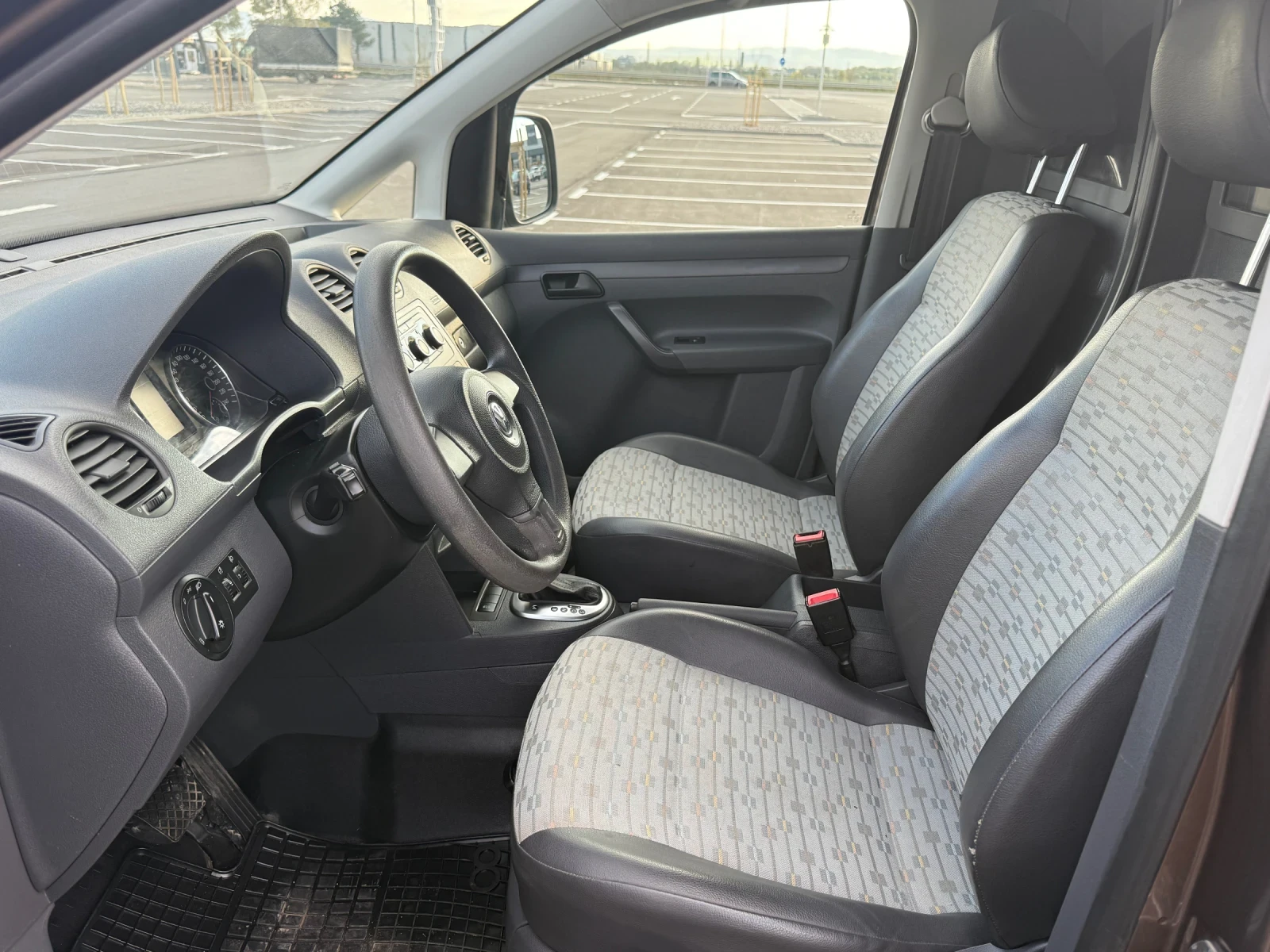 VW Caddy 1.6 TDI 102 DSG  | Mobile.bg � ����������� 13
