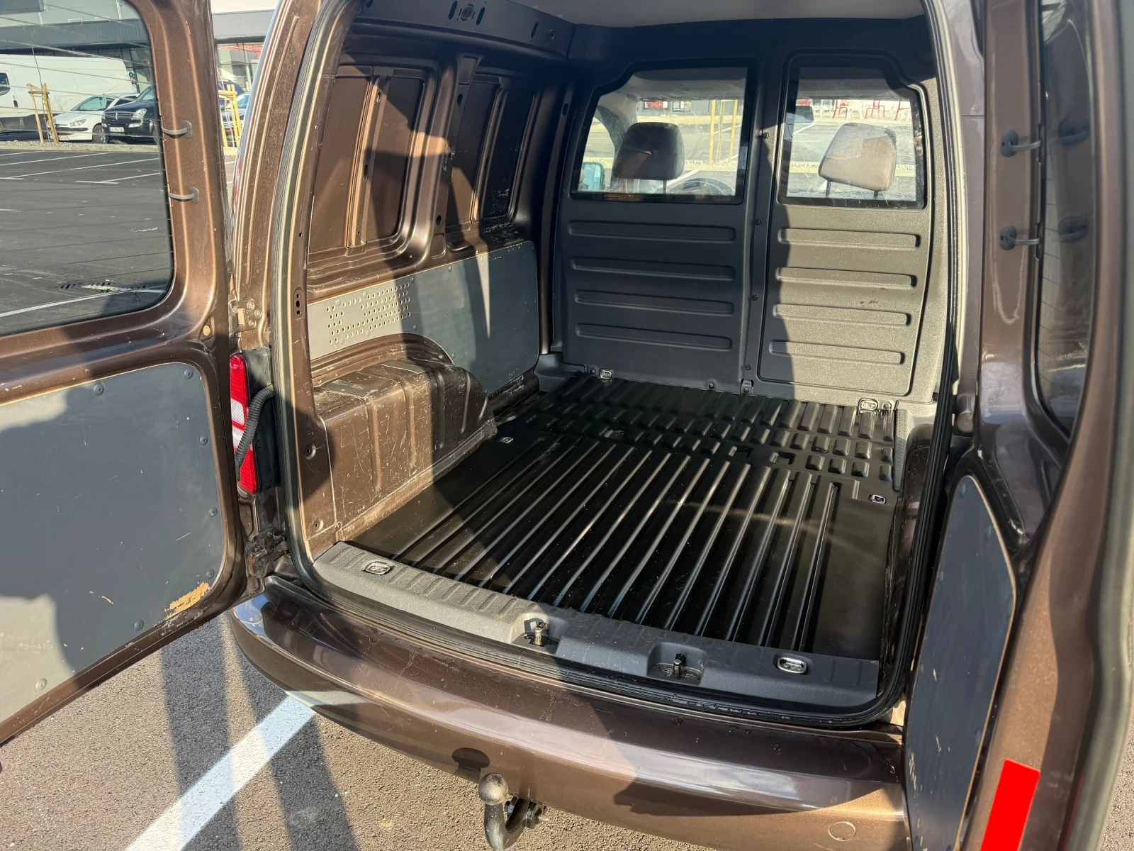 VW Caddy 1.6 TDI 102 DSG  | Mobile.bg � ����������� 9