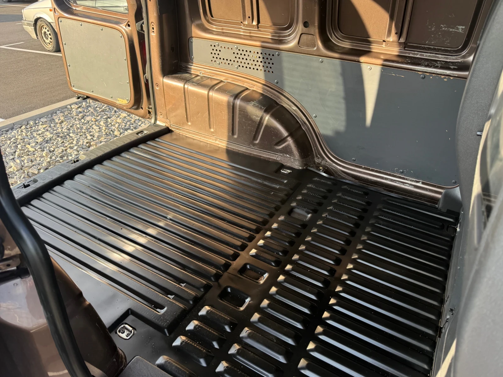 VW Caddy 1.6 TDI 102 DSG  | Mobile.bg � ����������� 11