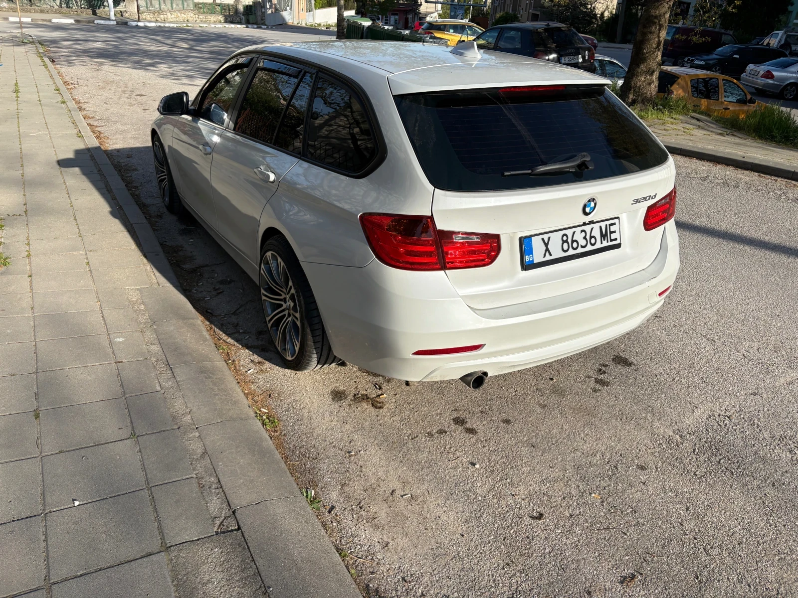 BMW 320, снимка 4 - Автомобили и джипове - 54304781