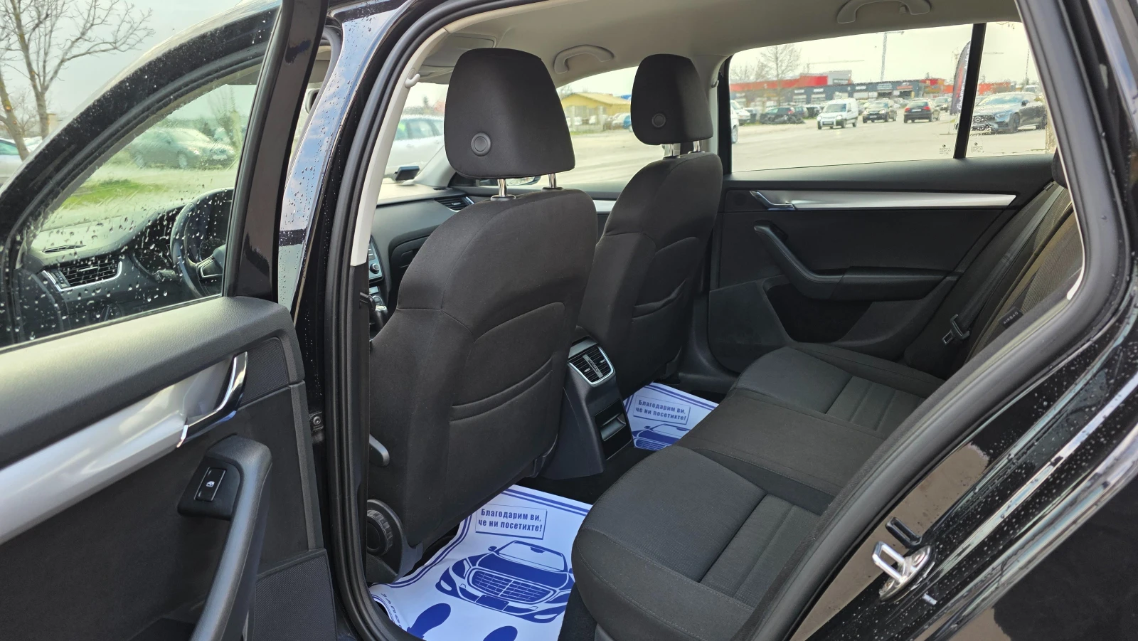 Skoda Octavia KATO ЧИСТО НОВ, снимка 7 - Автомобили и джипове - 54337711