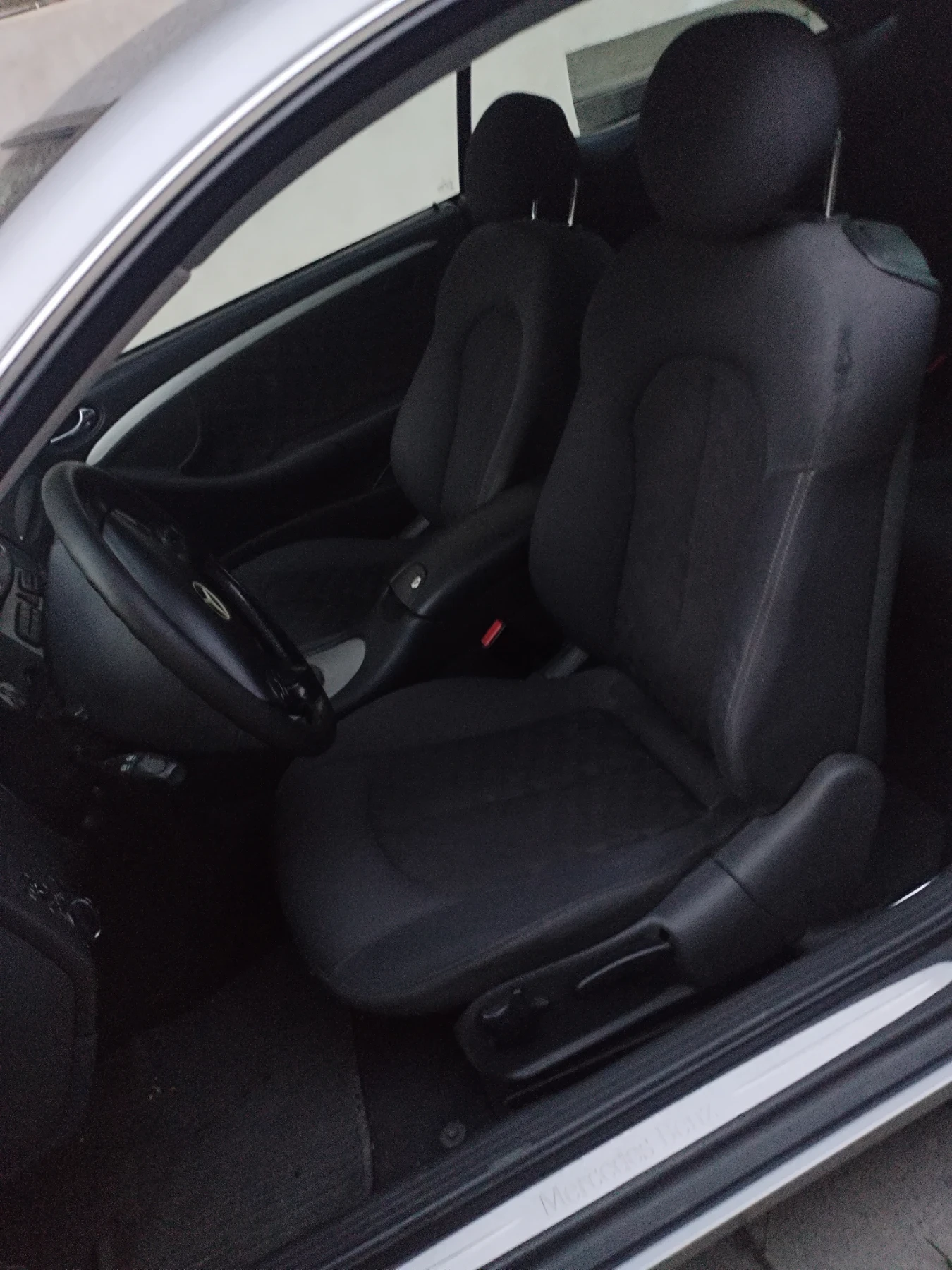 Mercedes-Benz CLK Clk 270 , 177 конски сили 2005, снимка 4 - Автомобили и джипове - 54470838