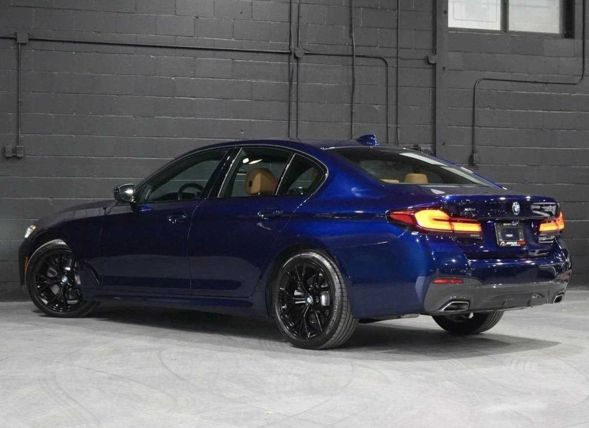 BMW 530 М ПАКЕТ * CARPLAY * H&K * HEAD UP * ПАНО * 29298КМ, снимка 4 - Автомобили и джипове - 54545293