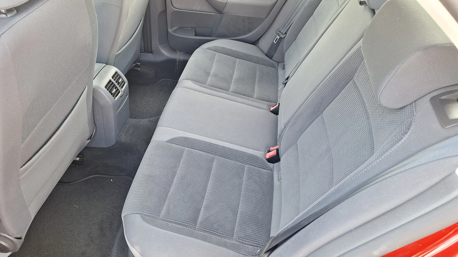 VW Jetta 1, 4 6ск.верига мотор, снимка 7 - Автомобили и джипове - 54818467